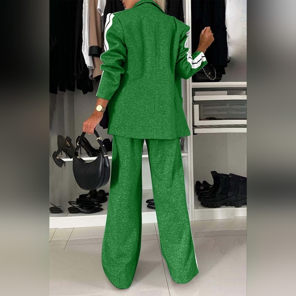 Full Size Contrast Lapel Collar Top and Wide Leg Pants Set - Picture 2 of 5